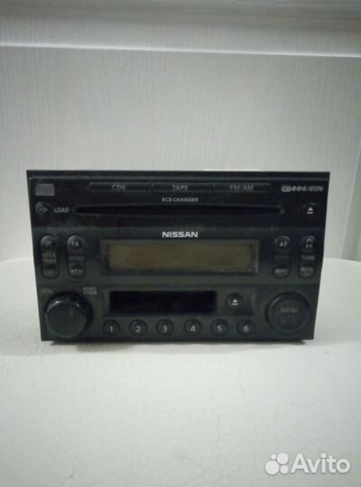 Магнитола Nissan (нерабочая)