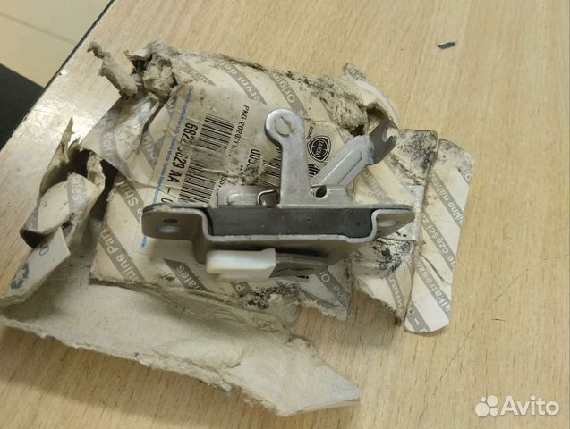 Замок верхний сдвижной двери Фиат Дукато