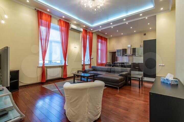 5-к. квартира, 150 м², 4/4 эт.