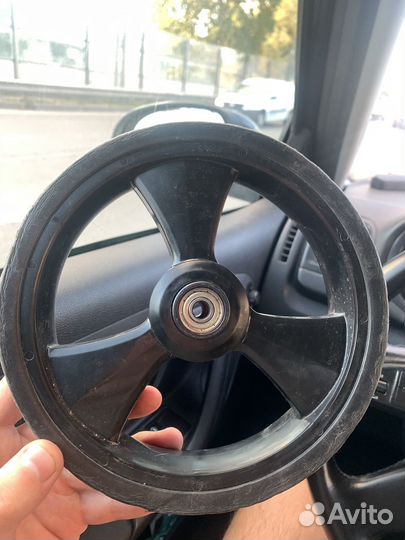 Колесо от коляски luxmom 558