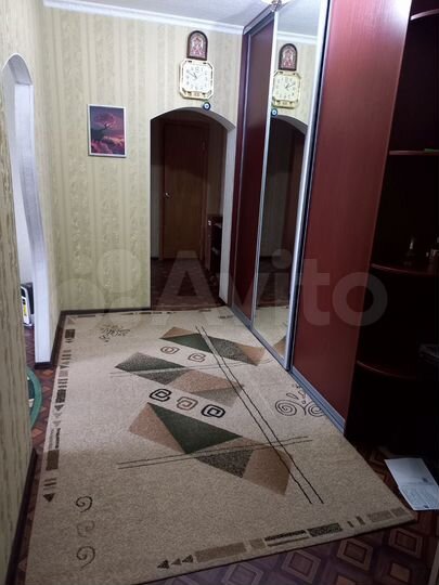 2-к. квартира, 64 м², 3/5 эт.