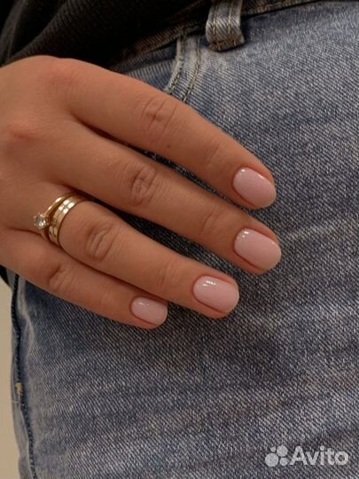 Маникюр с покрытием гель-лаком