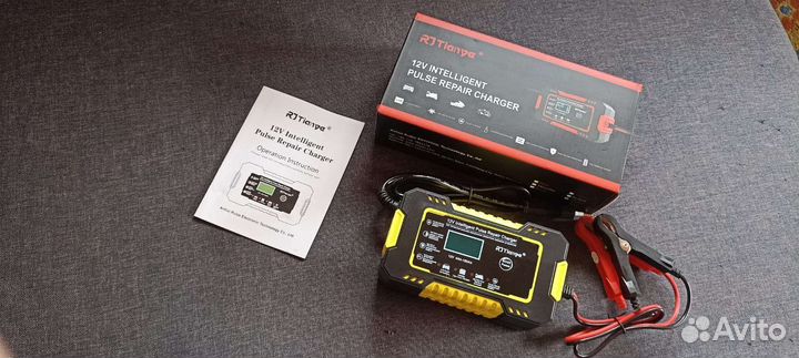 Автомобильное зарядное устройство