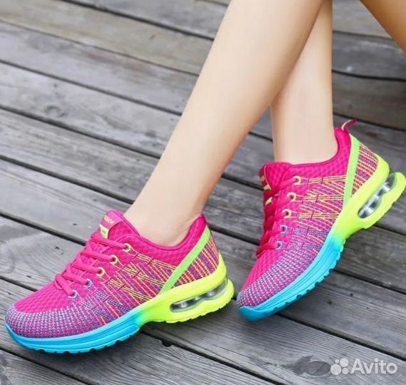 Кроссовки женские 38, 39