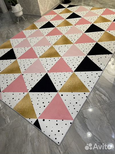 Ковер новый