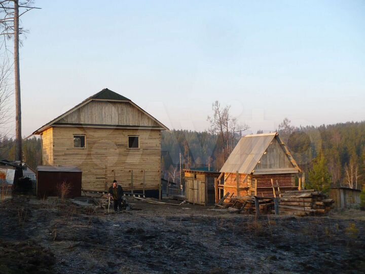 Дом 228 м² на участке 12 сот.