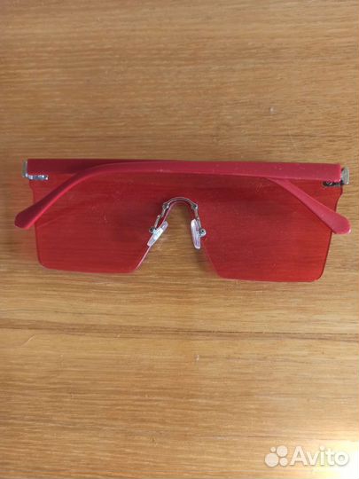 Очки солнечные и для монитора