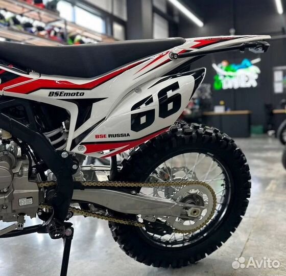 Мотоцикл BSE Z4 2.0 enduro