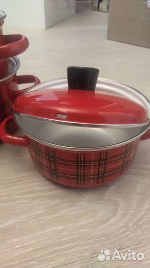 Набор эмалированных кастрюль СССР новый