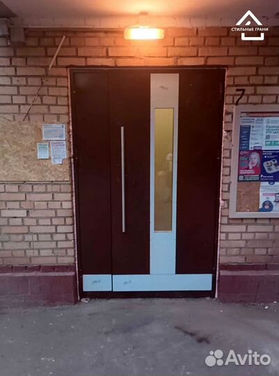 Двери подъездные металлические
