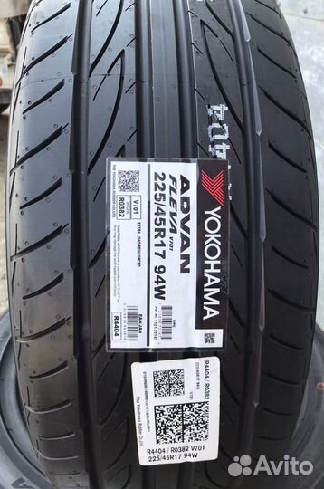Yokohama Advan Fleva V701 225/45 R17 94W