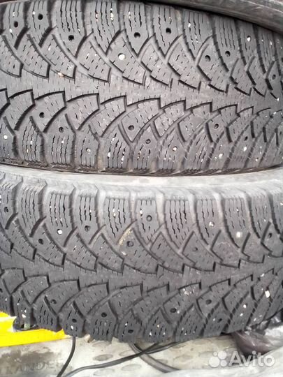 Nokian Tyres Hakkapeliitta 5 215/70 R16
