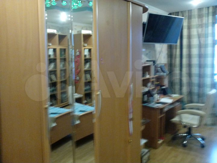 4-к. квартира, 190,6 м², 6/8 эт.