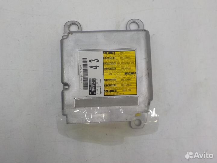 Блок управления подушками безопасности Toyota Land