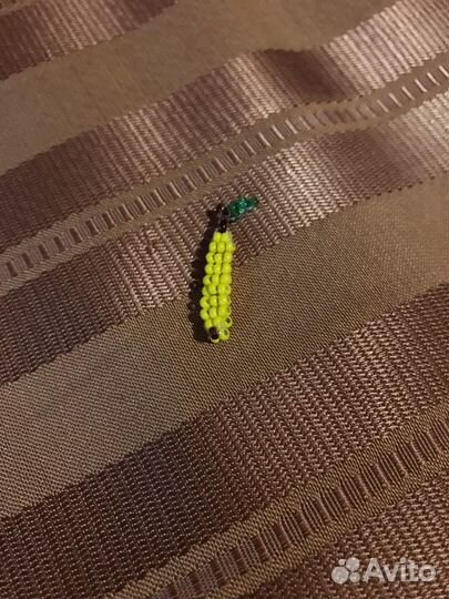 Котик в сумочке из бисера