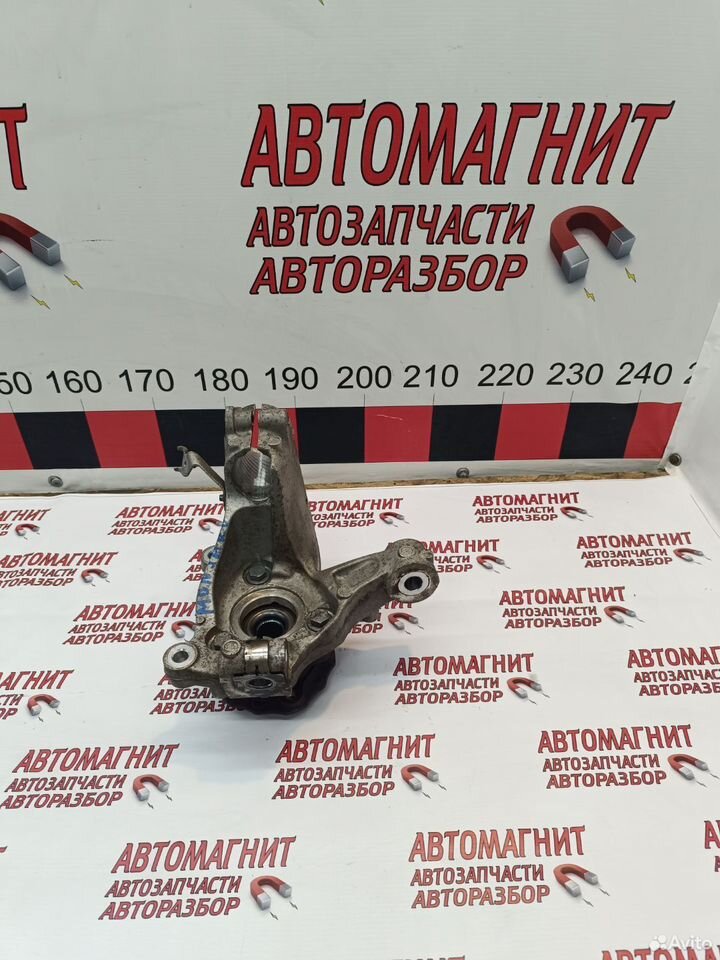 Кулак поворотный правый цапфа Джелли Монжаро