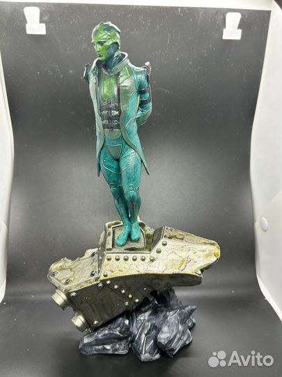 Фигурка Тэйн Криос Масс Эффект