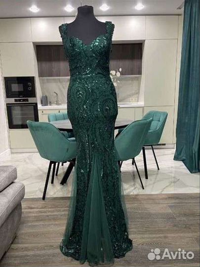 Платье вечернее