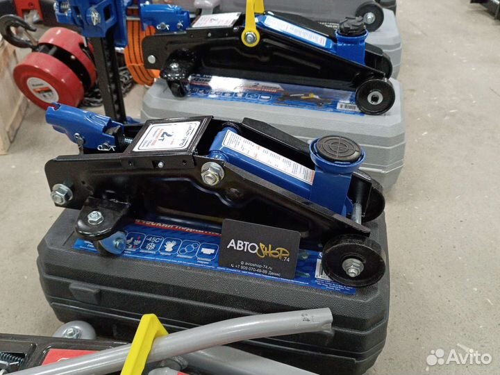 Домкрат подкатной в Челябинске