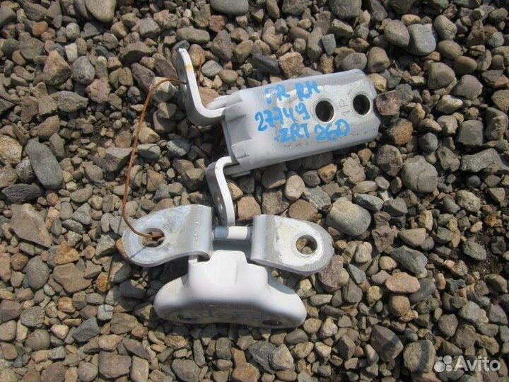 Петля двери передняя правая Toyota Allion ZRT260