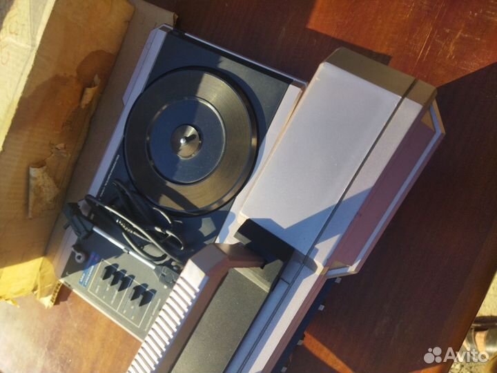 Проигрыватель винила СССР раскладной