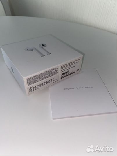 Airpods 1 поколения