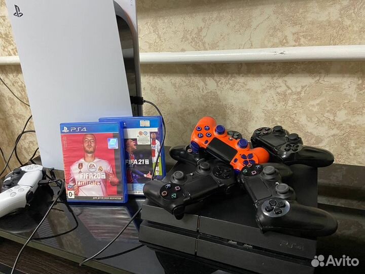 Игровая приставка ps4