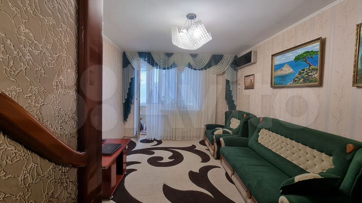 2-к. квартира, 56 м², 2/9 эт.