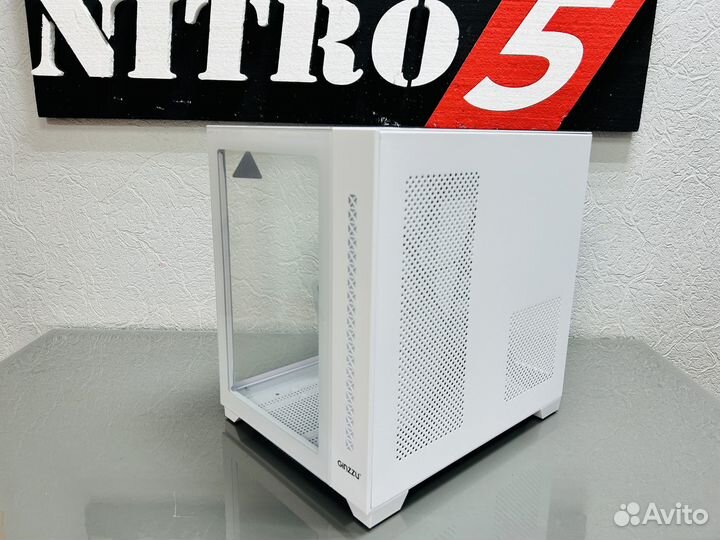Корпус для компьютера Ginzzu V400 White