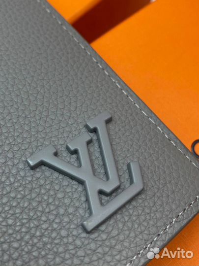 Купюрник Louis Vuitton