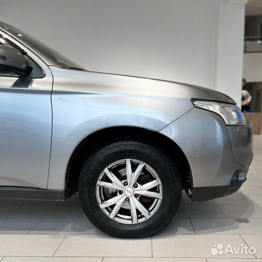Mitsubishi Outlander 2.0 CVT, 2013, 120 300 км