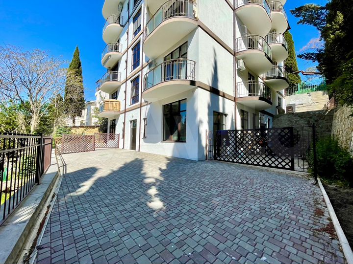 2-к. апартаменты, 61 м², 1/6 эт.