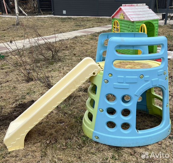 Детский игровой центр с горкой