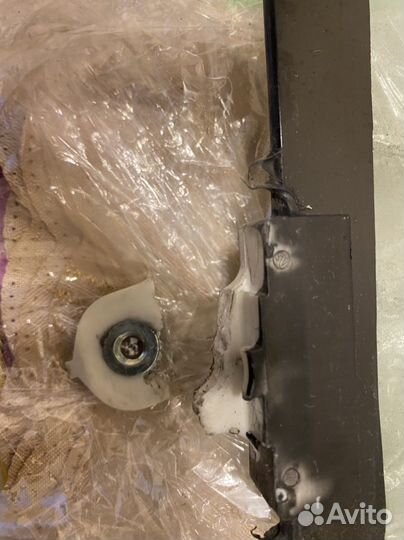 Стекло на mitsubishi outlander 3