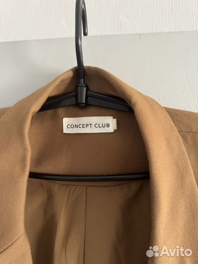 Брючный костюм женский 46 concept club