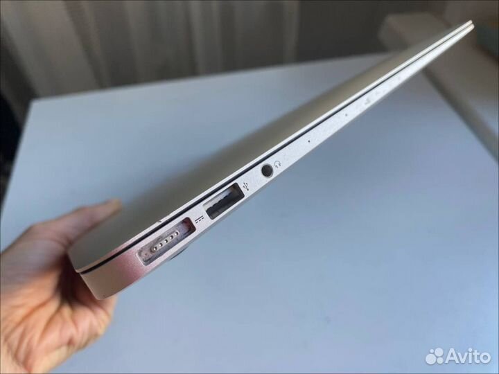 Apple macbook air 11 2015