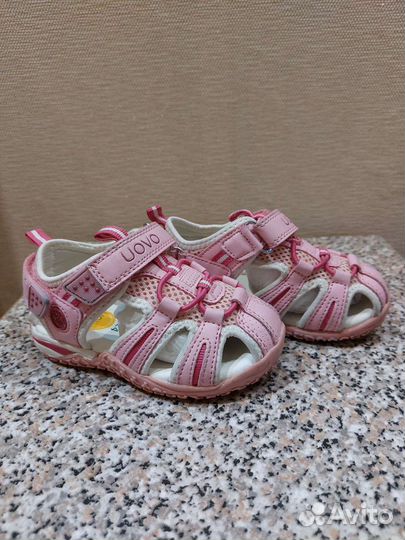 Босоножки для девочки 24