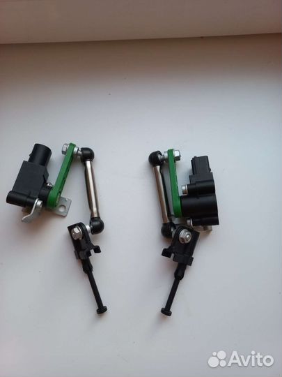 Датчик положения кузова touareg NF, Cayenne 958