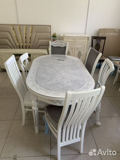 Стол новый раздвижной обеденный