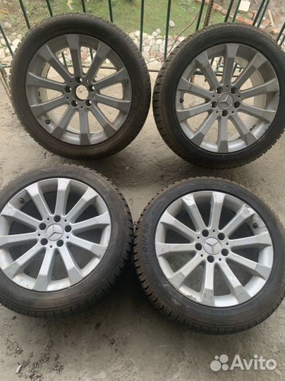 Yokohama Ice Guard Stud IG55 245/45 R17 99T