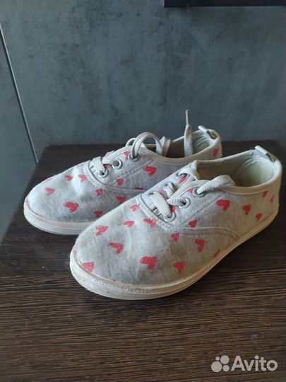 Слипоны, кеды