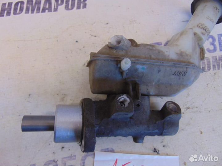 Цилиндр тормозной главный для Nissan Tiida 1 2004