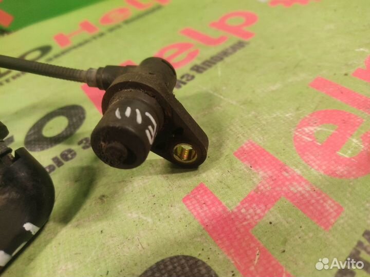 Датчик ABS toyota sprinter carib AE115 перед право