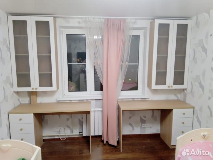 Рабочая зона у окна на заказ