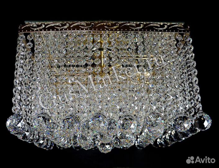 Потолочная люстра 