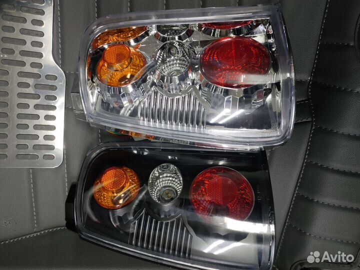 Задний фонарь corolla104