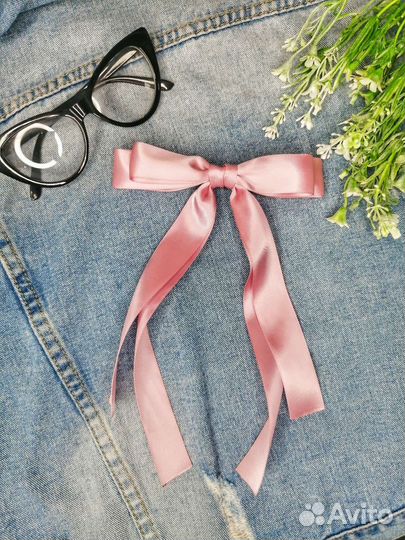 Бант на заколке