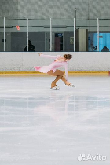 Тренер по фигурному катанию