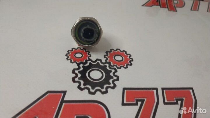 Датчик детонации Toyota 1mzfe Denso 8961512040