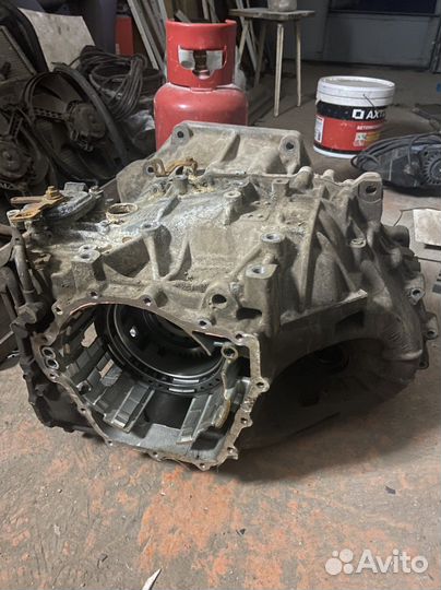 Запчасти на движок Санта Фе 2.2корпус АКПП